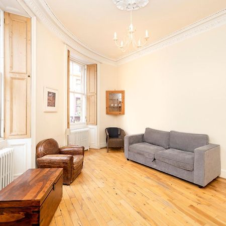 Apartamento Joivy Charming Flat Near St Giles Edimburgo Exterior foto
