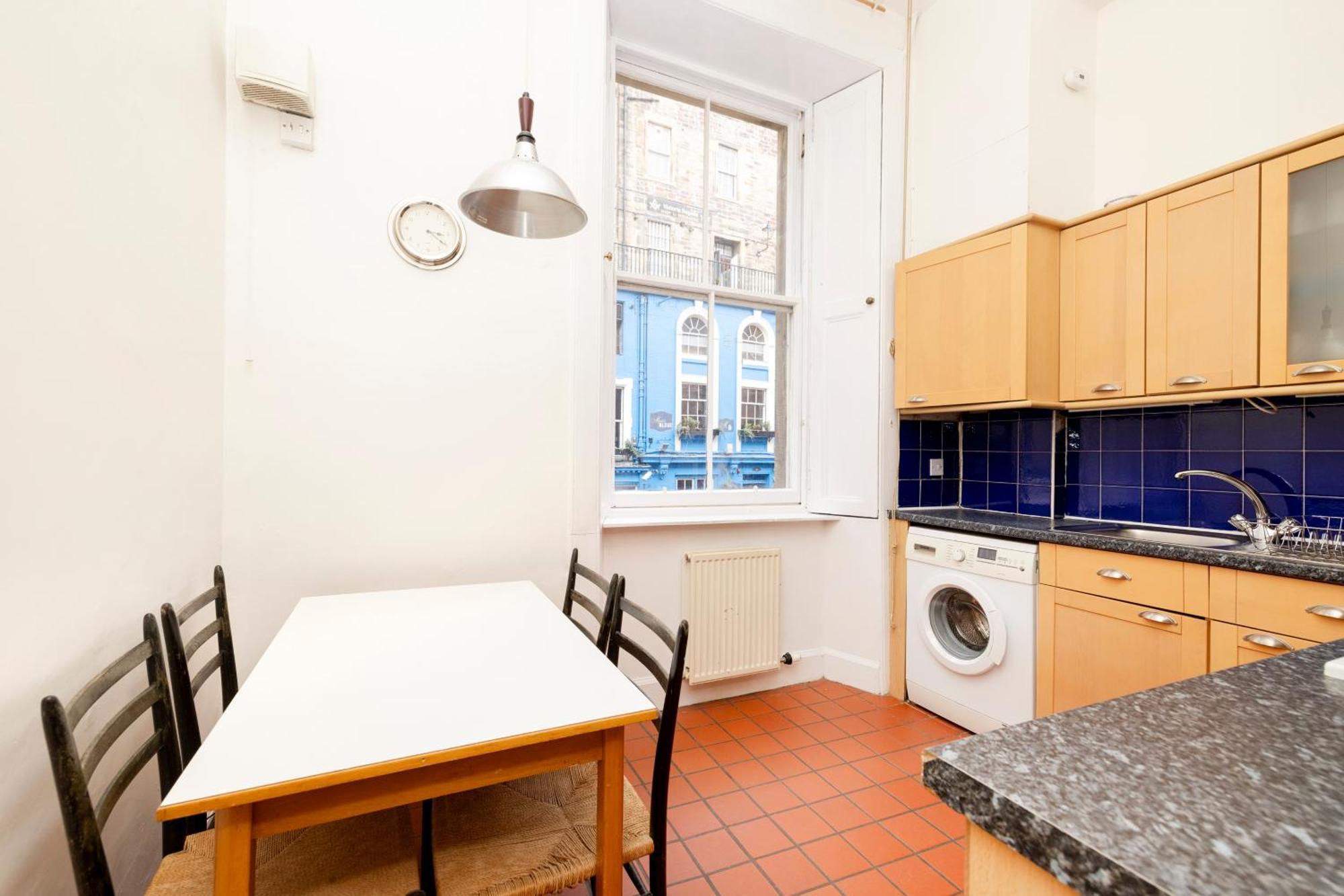 Apartamento Joivy Charming Flat Near St Giles Edimburgo Exterior foto