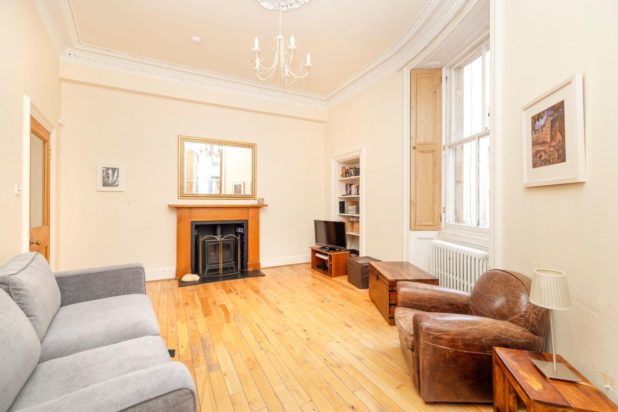 Apartamento Joivy Charming Flat Near St Giles Edimburgo Exterior foto