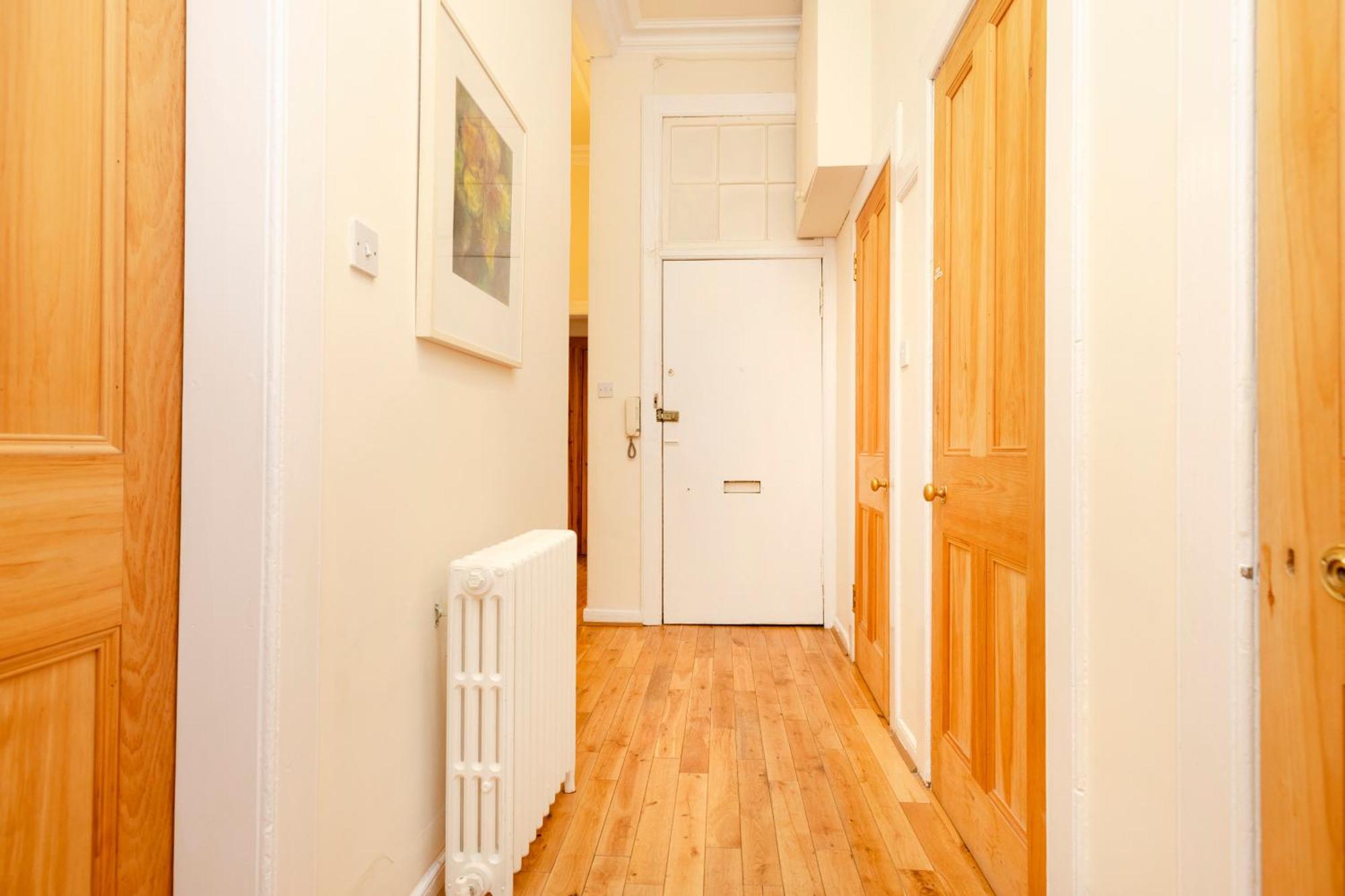 Apartamento Joivy Charming Flat Near St Giles Edimburgo Exterior foto