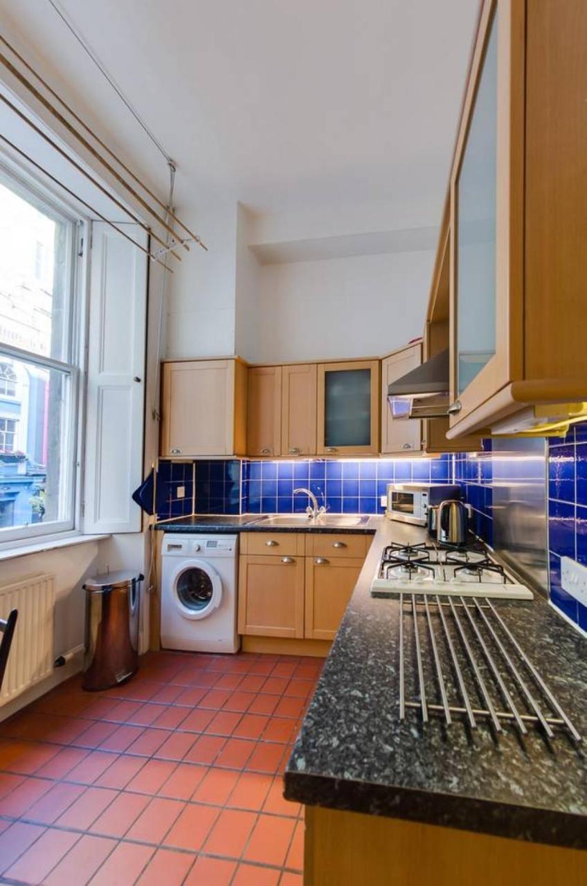 Apartamento Joivy Spacious 2Bed In Heart Of Old Town - Diagon Alley Edimburgo Exterior foto