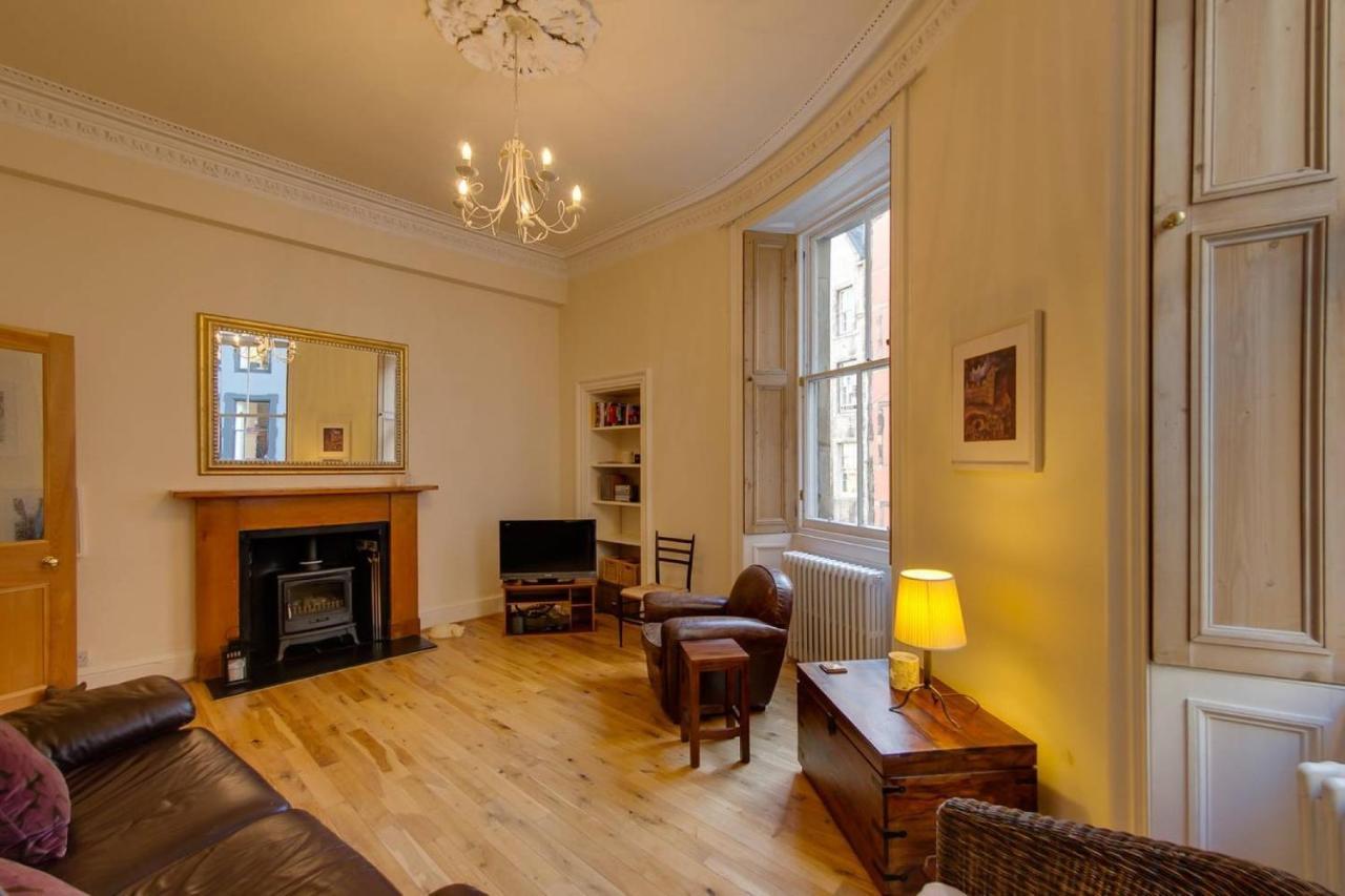 Apartamento Joivy Spacious 2Bed In Heart Of Old Town - Diagon Alley Edimburgo Exterior foto